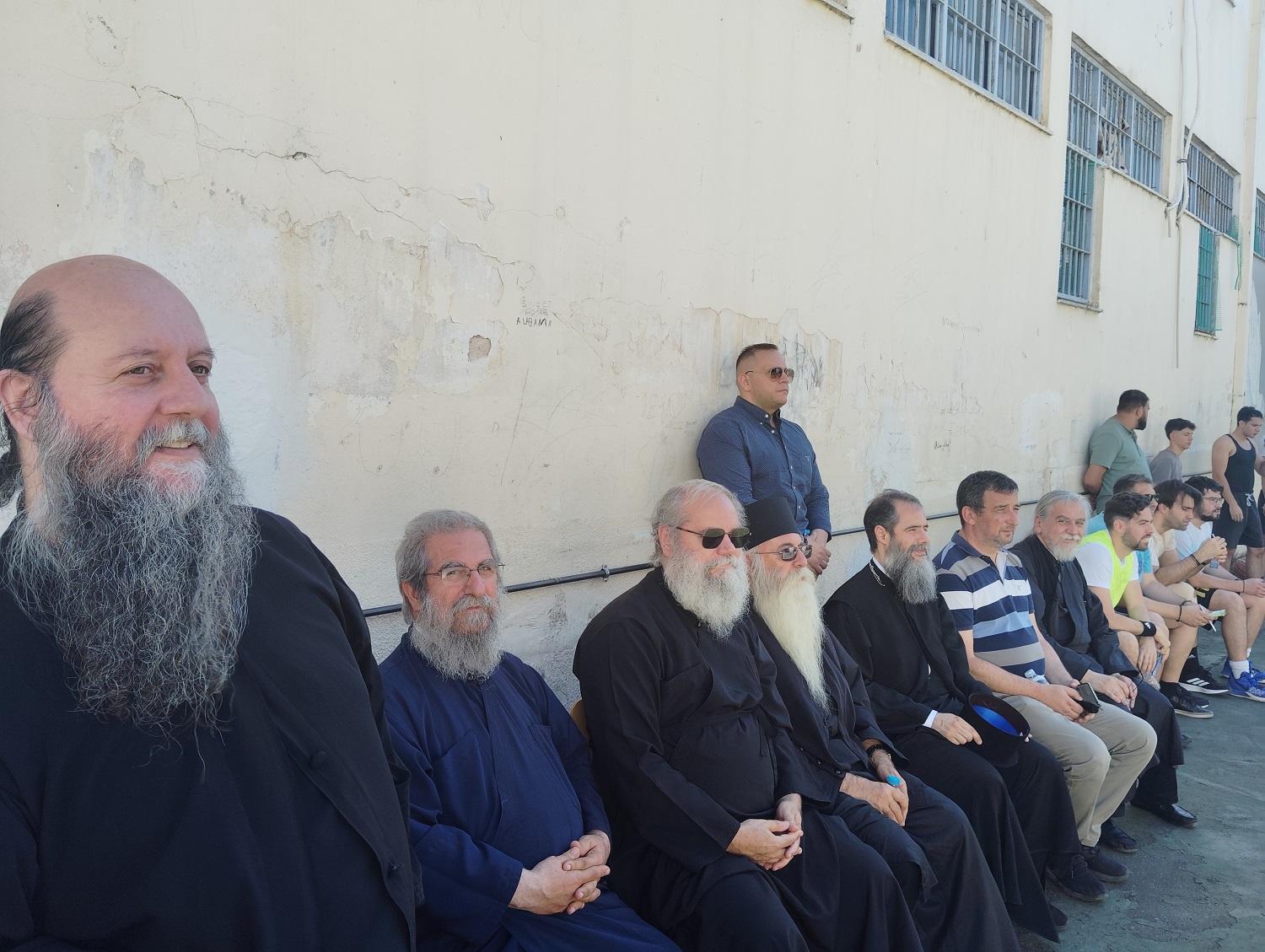 Αγώνας μπάσκετ της Αρχιεπισκοπής με νέους κρατούμενους στον Αυλώνα - μια φωτογραφία 2