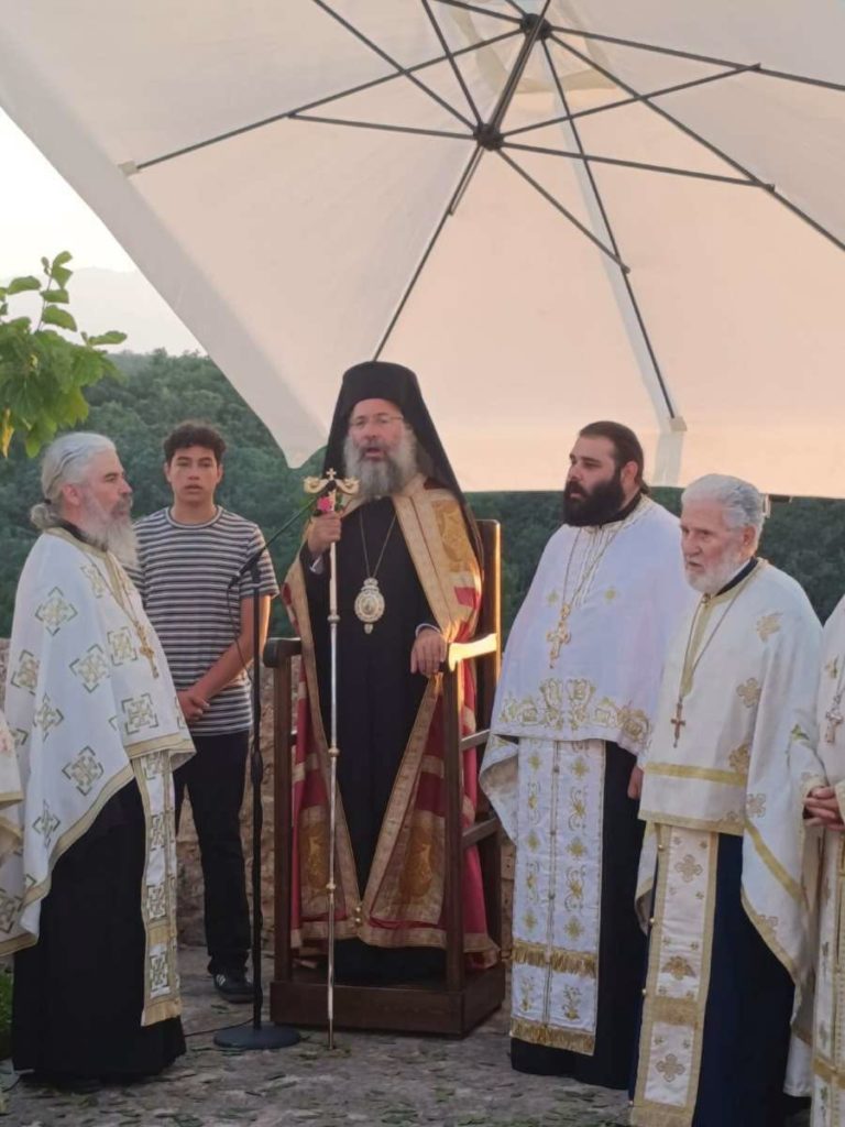 Ο Μητροπολίτης Ρεθύμνης στην εορτή του Αποστόλου Παύλου στο Σπήλι - μια φωτογραφία 9