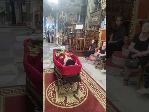 Η εξόδιος ακολουθία του π. Ευστρατίου Δήσσου στο Μανταμάδο - μια φωτογραφία 2