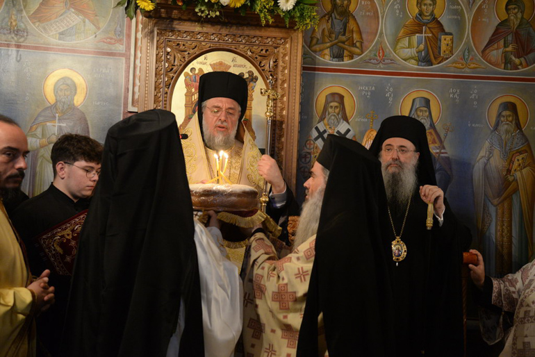 Η Πάτρα τίμησε τη μνήμη του Οσίου Γερβασίου στα Συχαινά - μια φωτογραφία 4
