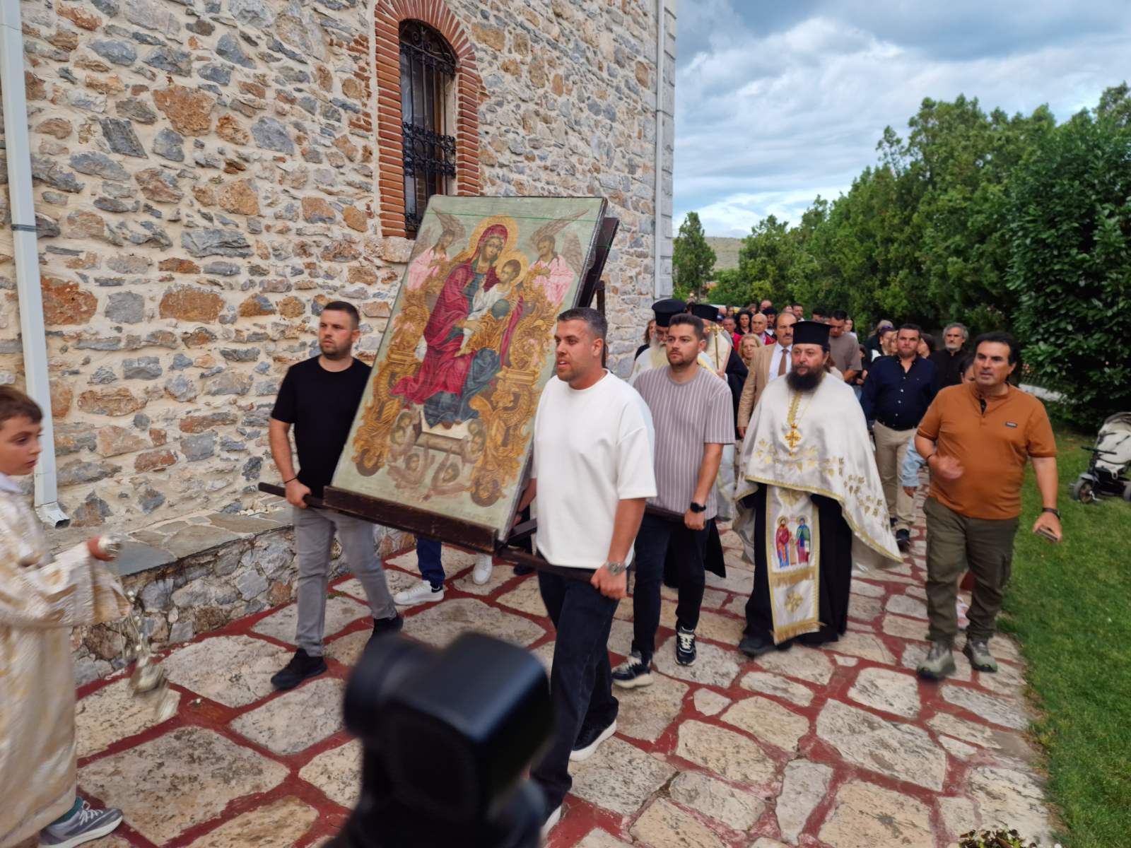 Εσπερινός για τη Σύναξη της Θεοτόκου της Κέλλης στο Αμύνταιο - μια φωτογραφία 8