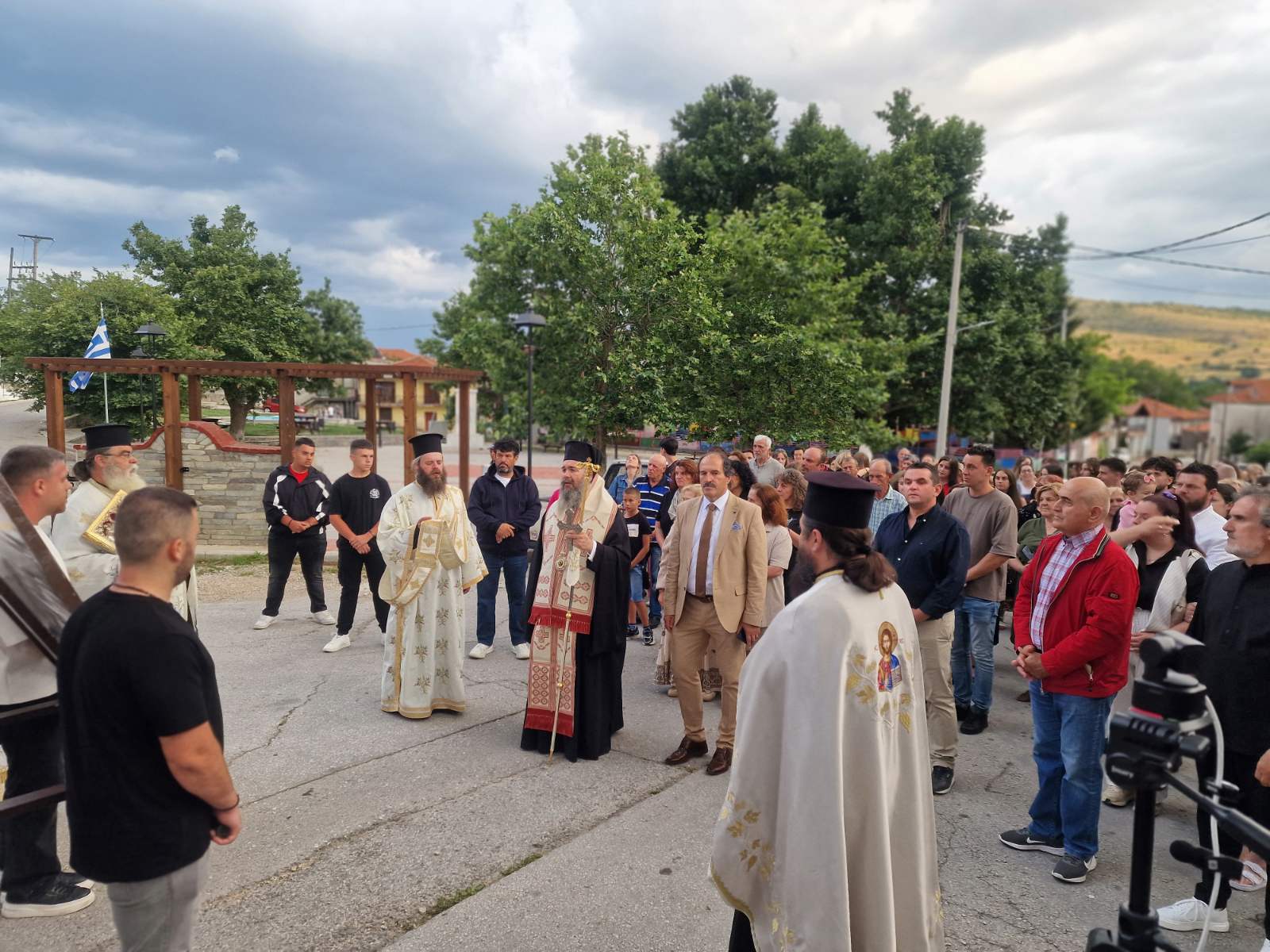 Εσπερινός για τη Σύναξη της Θεοτόκου της Κέλλης στο Αμύνταιο - μια φωτογραφία 10