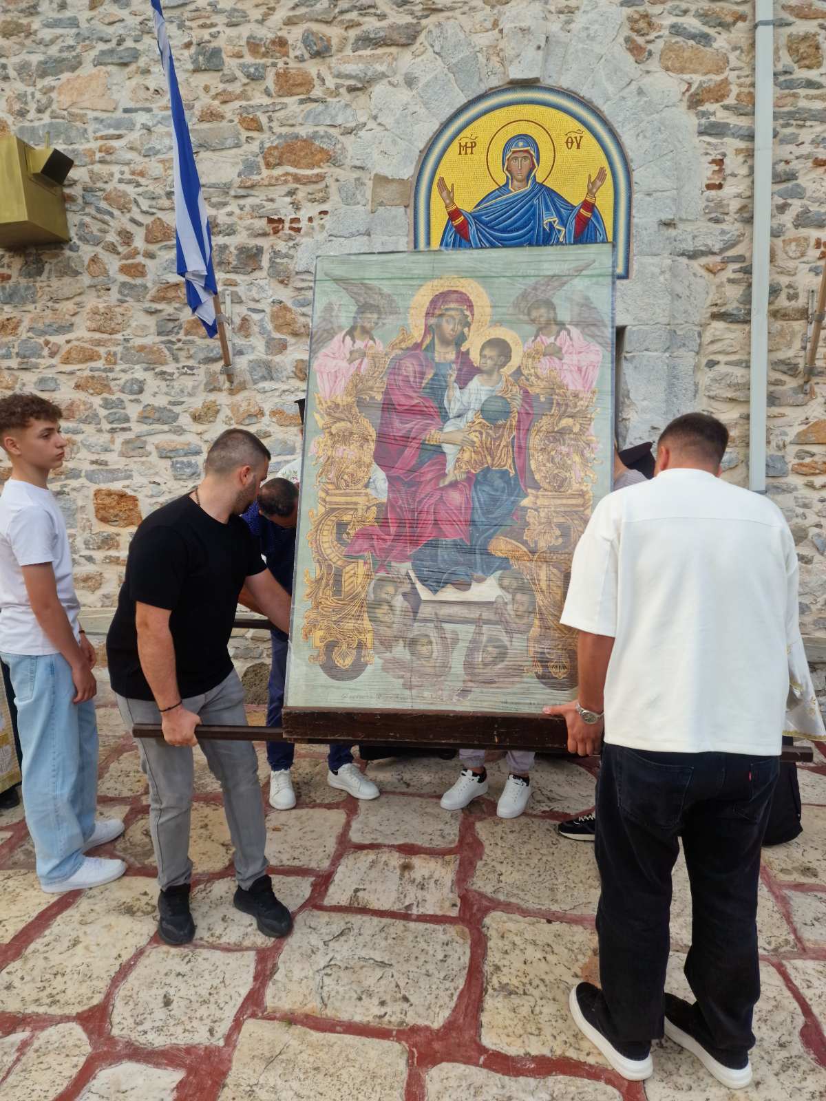 Εσπερινός για τη Σύναξη της Θεοτόκου της Κέλλης στο Αμύνταιο - μια φωτογραφία 11