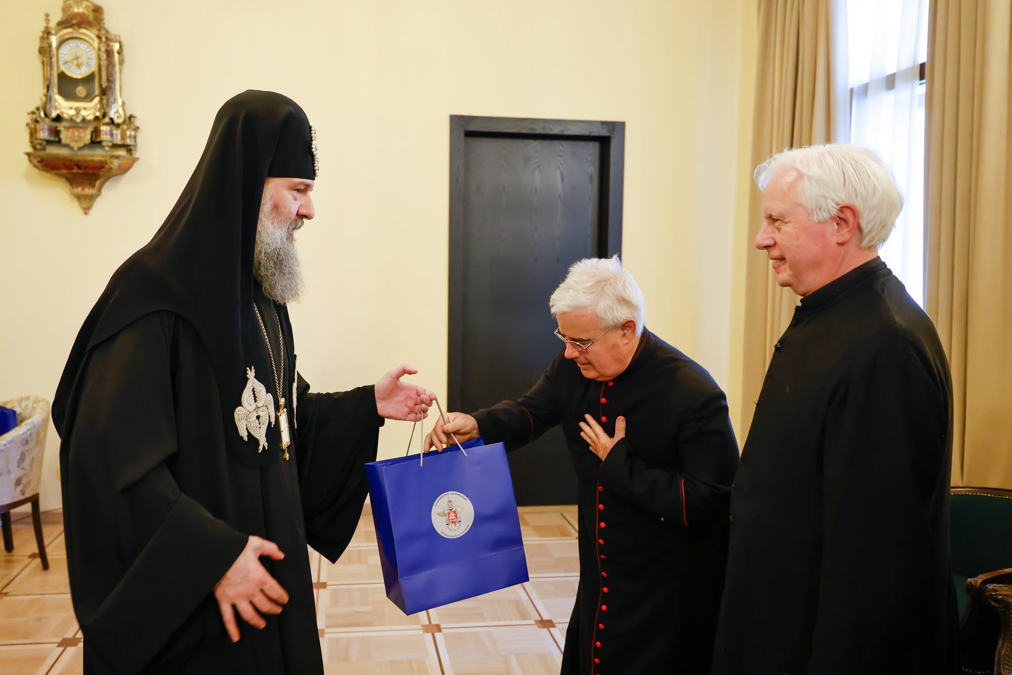 Πατριάρχης Γεωργίας: Μήνυμα για ειρήνη και οικογένεια στις συναντήσεις του - μια φωτογραφία 9