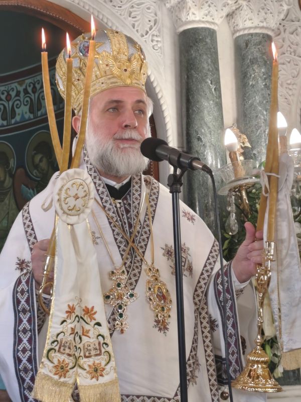 Εορτασμός των Αγίων Αναργύρων στα Λουτρά Αιδηψού από τον Μητρ. Χαλκίδος - μια φωτογραφία 6