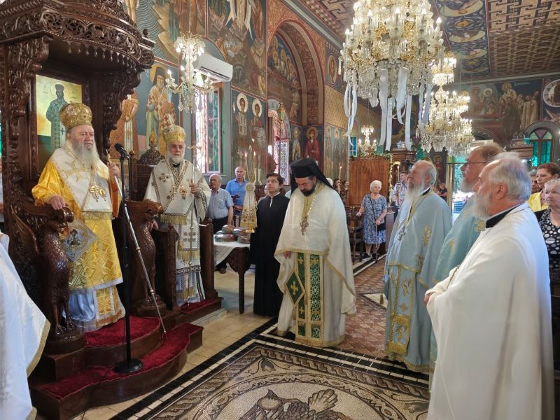 Εορτασμός των Αγίων Αναργύρων στα Λουτρά Αιδηψού από τον Μητρ. Χαλκίδος - μια φωτογραφία 15