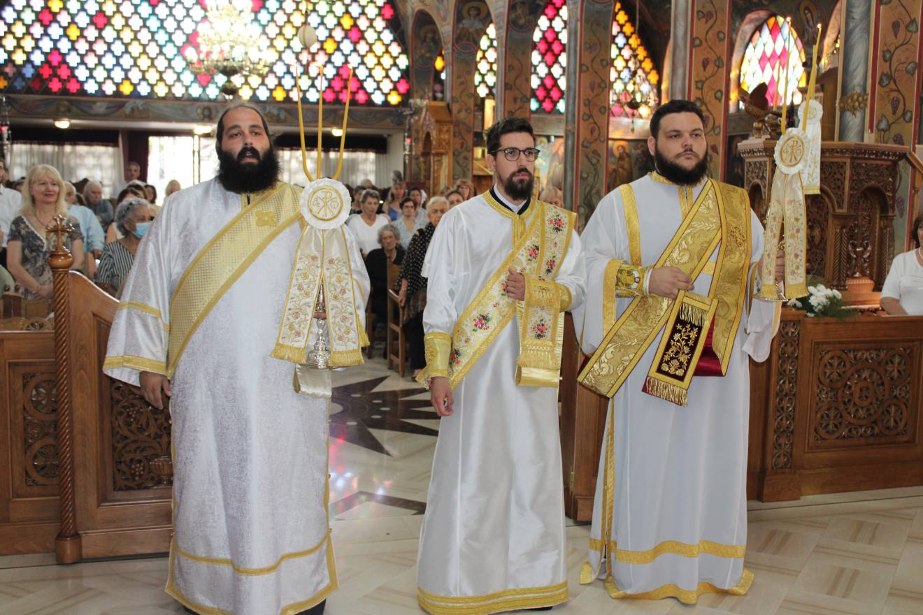 Ο Μητροπολίτης Ιλίου Αθηναγόρας χειροτόνησε νέο πρεσβύτερο στην Πετρούπολη - μια φωτογραφία 4
