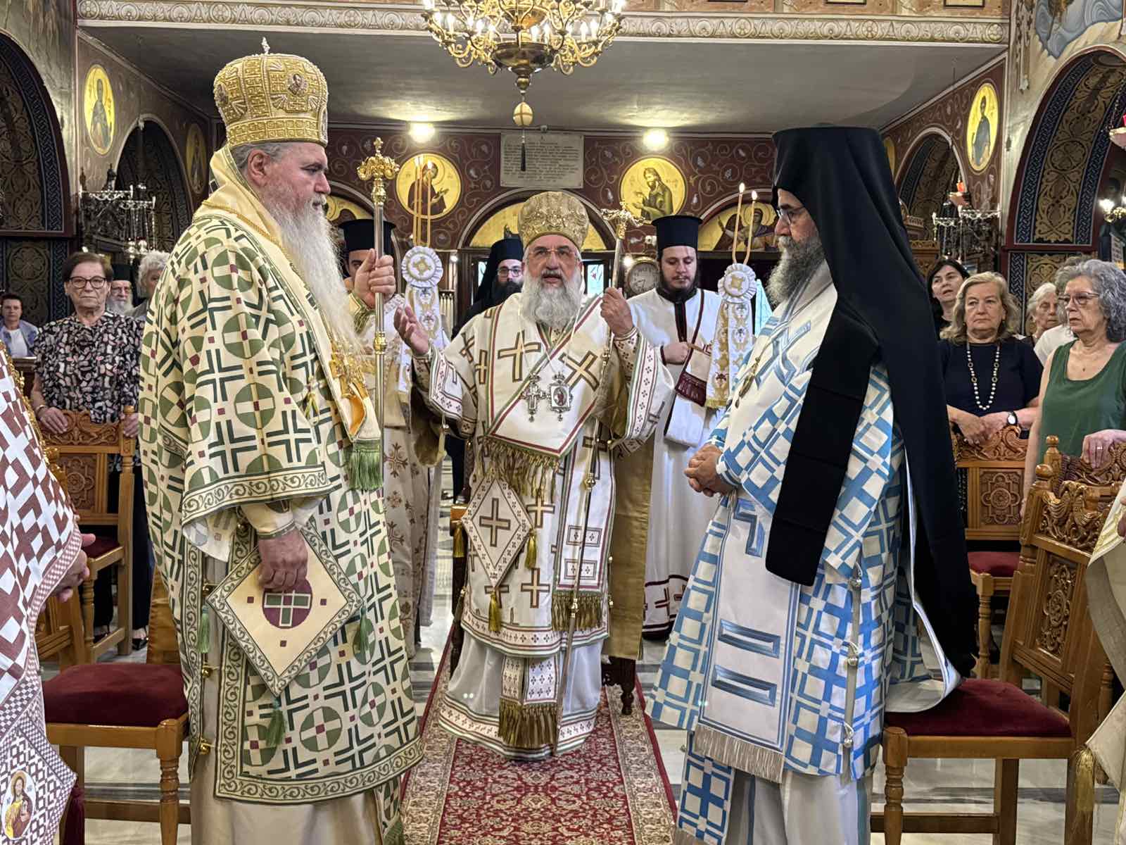 Αρχιεπίσκοπος Κρήτης από Καλαμαριά: Αισθάνομαι οικείος μεταξύ οικείων προσώπων - μια φωτογραφία 8