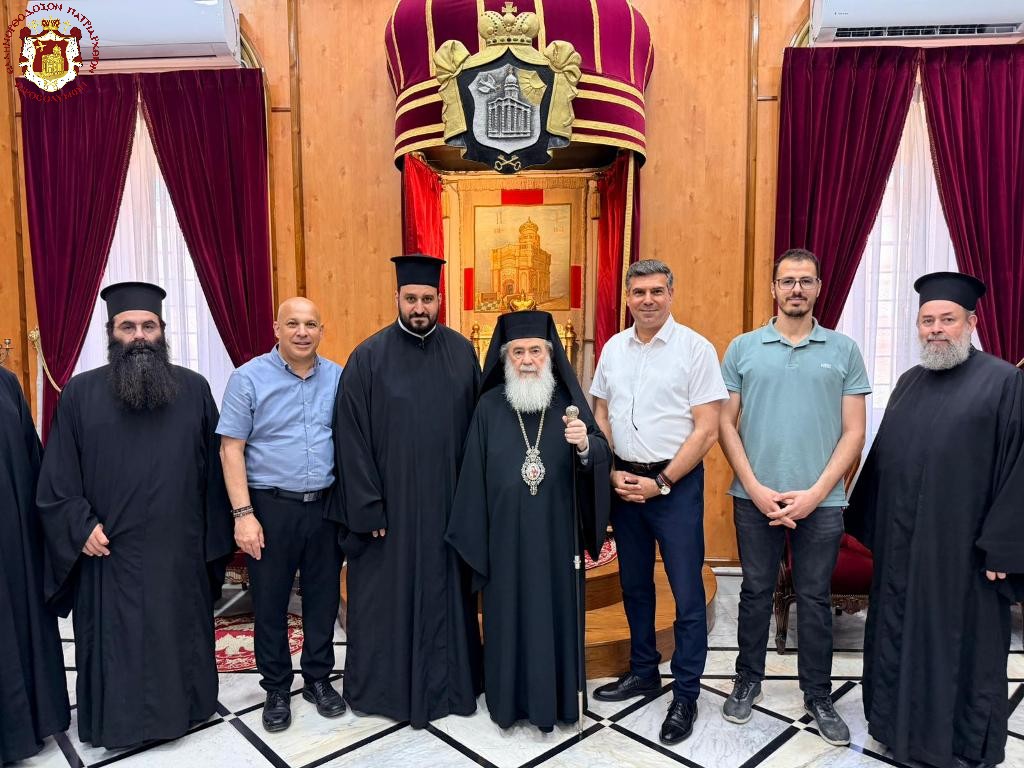 Σειρά συναντήσεων του Πατριάρχη Θεοφίλου με κοινότητες της Αγίας Γης - μια φωτογραφία 2