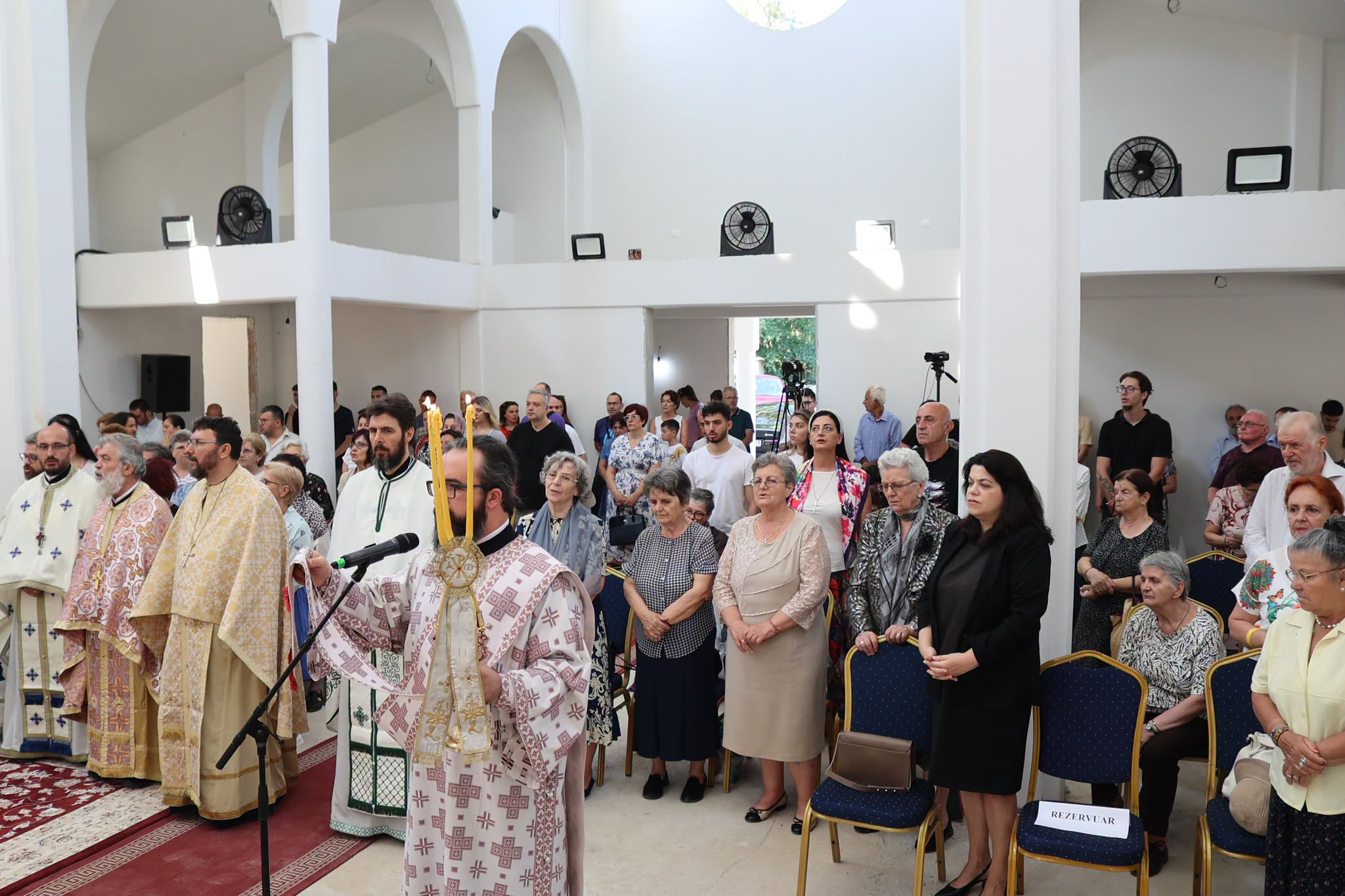 Εορτάστηκε ο Άγιος Προκόπιος στον νέο Ναό στα Τίρανα - μια φωτογραφία 17
