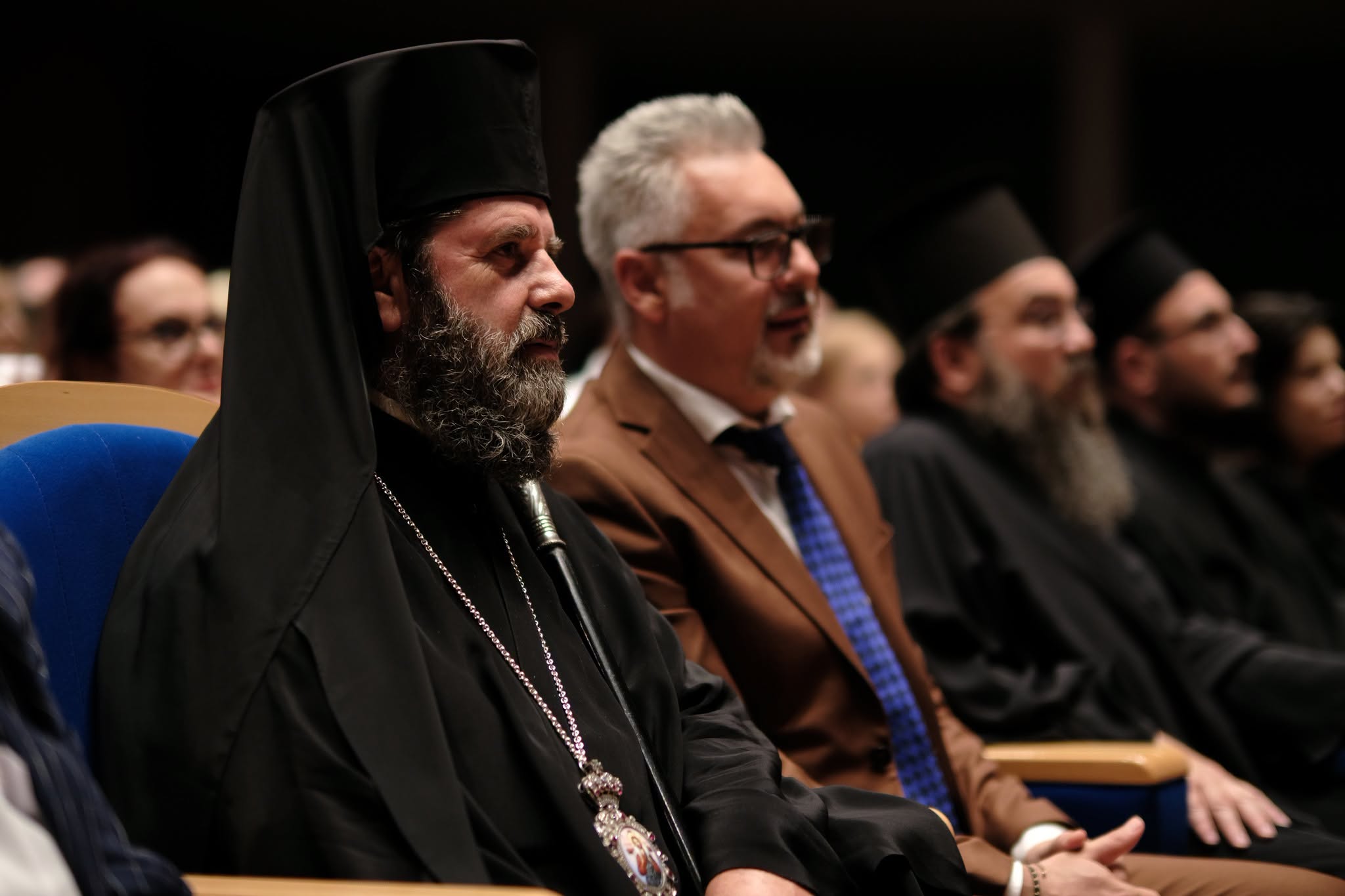 Τελετή αποφοίτησης σε ορθόδοξο Κολλέγιο στα Τίρανα με τον Αρχιεπίσκοπο Ιωάννη - μια φωτογραφία 4
