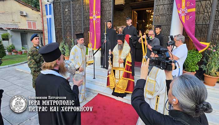 Πλήθος λαϊκών και κληρικών στην πανήγυρη της Έδεσσας - μια φωτογραφία 1