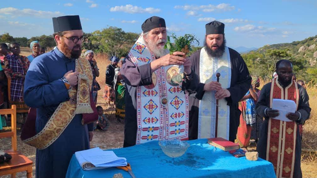 Πόσιμο νερό σε σχολείο της Τανζανίας από τη Μητρόπολη Αρούσας - μια φωτογραφία 3