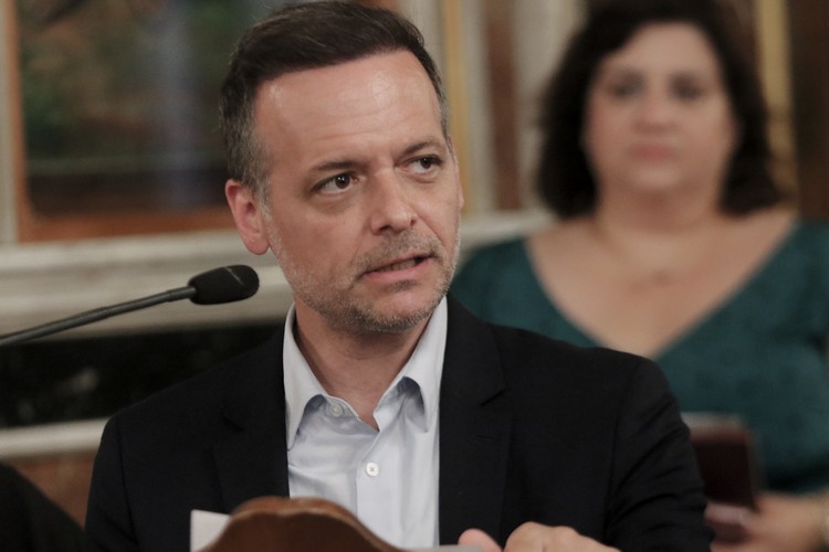 Αποκαλυπτήρια πλάκας για τον π. Άγγελο Νησιώτη παρουσία του Αρχιεπισκόπου - μια φωτογραφία 4