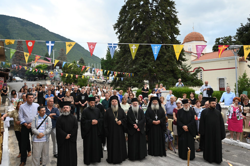 Θυρανοίξια παρεκκλησίου του Αγίου Παϊσίου στην Αρκαδία ανήμερα της εορτής - μια φωτογραφία 15