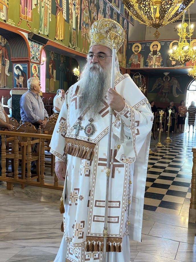 Ο Επίσκοπος Αλμωπίας Στέφανος λειτούργησε στη Μητρόπολη Ναούσης - μια φωτογραφία 1