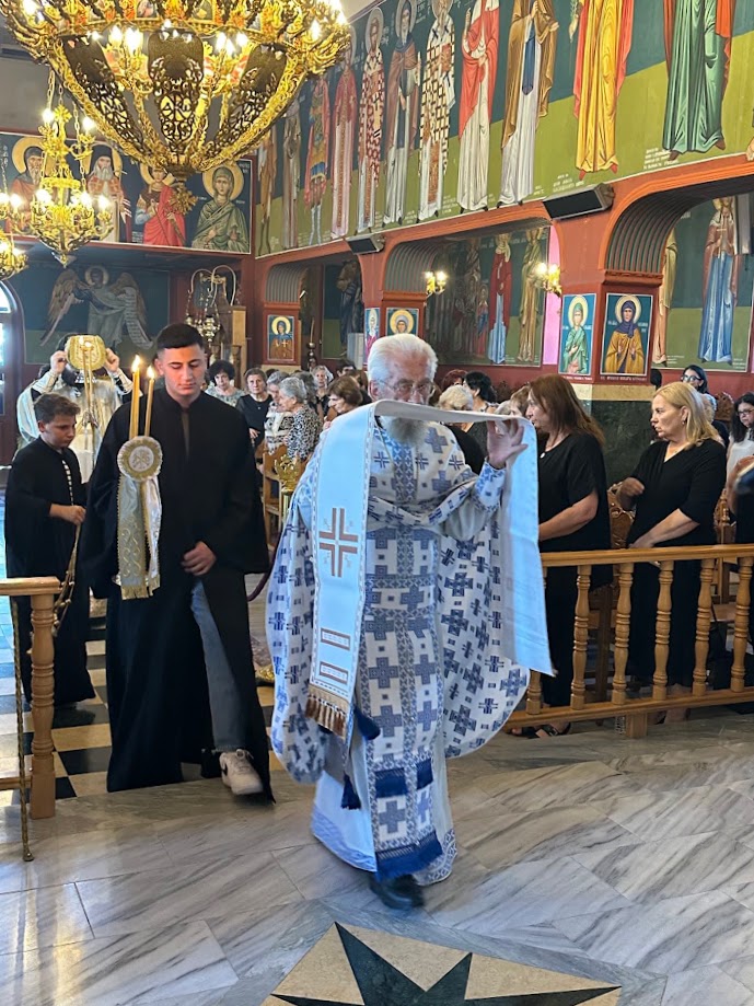 Ο Επίσκοπος Αλμωπίας Στέφανος λειτούργησε στη Μητρόπολη Ναούσης - μια φωτογραφία 5