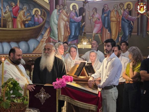 Ο Πατριάρχης Ιεροσολύμων τίμησε τους Αποστόλους Πέτρο και Παύλο - μια φωτογραφία 14