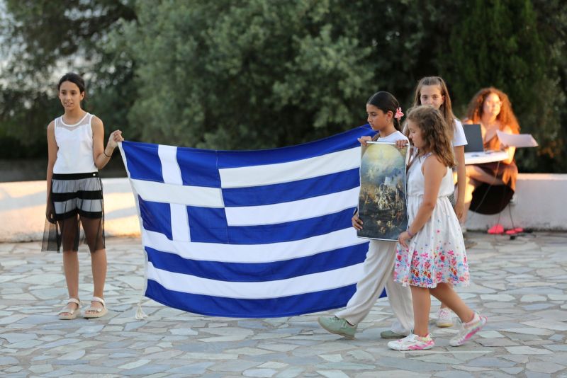 Ο Μητροπολίτης Χρυσόστομος ευλόγησε τη β΄ κατασκηνωτική περίοδο στις Ροβιές - μια φωτογραφία 1