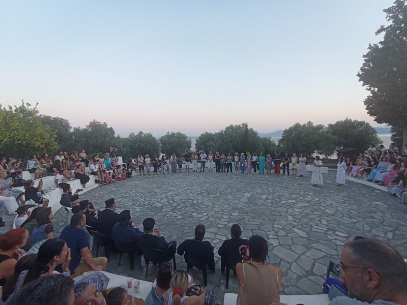 Ο Μητροπολίτης Χρυσόστομος ευλόγησε τη β΄ κατασκηνωτική περίοδο στις Ροβιές - μια φωτογραφία 8