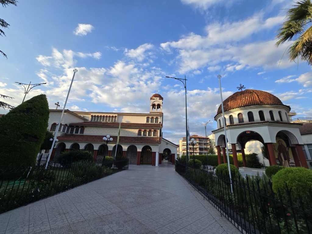 Σέρβος πρεσβύτερος χειροτονήθηκε στην Κατερίνη - μια φωτογραφία 13