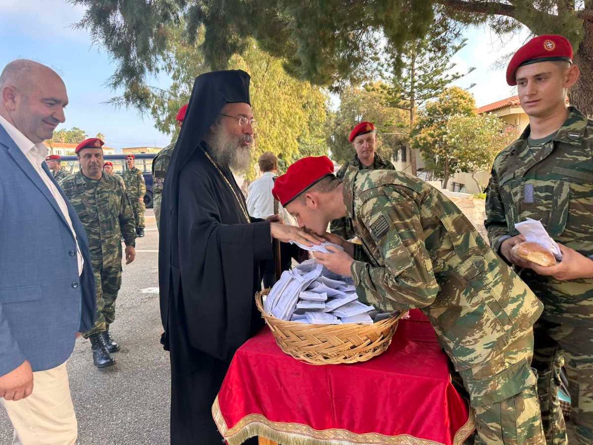 Επιμνημόσυνη δέηση για Μεραρχία Κρητών στο Ρέθυμνο - μια φωτογραφία 3