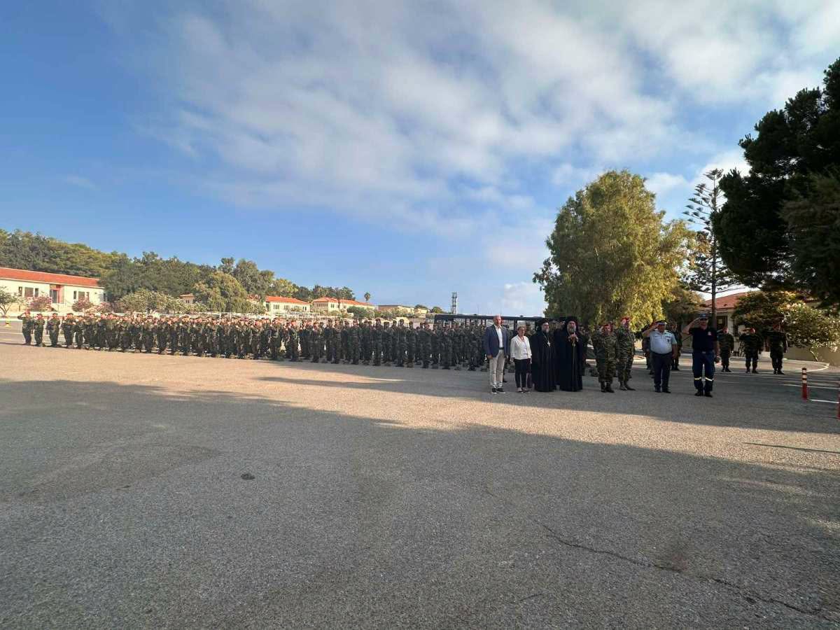 Επιμνημόσυνη δέηση για Μεραρχία Κρητών στο Ρέθυμνο - μια φωτογραφία 6