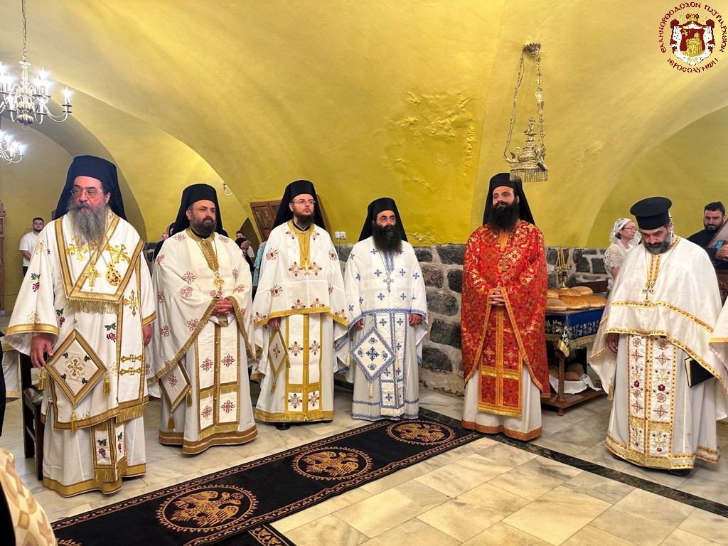 Πατριάρχης Ιεροσολύμων: Θεμέλια της Εκκλησίας μας οι Απόστολοι - μια φωτογραφία 14