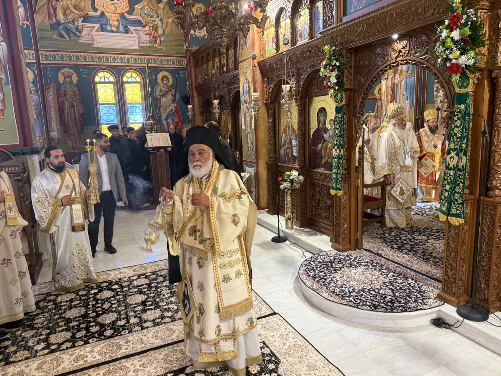 Πλήθος Αρχιερέων στα ονομαστήρια του Μητρ. Νικοδήμου στον Πολύγυρο - μια φωτογραφία 6