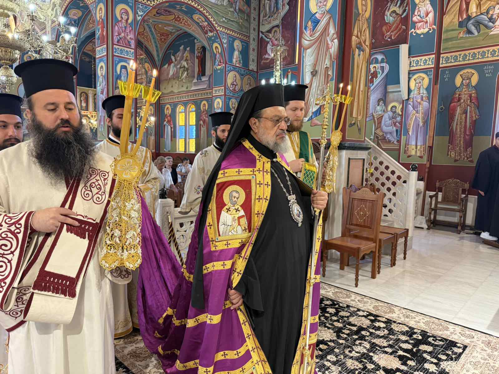 Πλήθος Αρχιερέων στα ονομαστήρια του Μητρ. Νικοδήμου στον Πολύγυρο - μια φωτογραφία 8