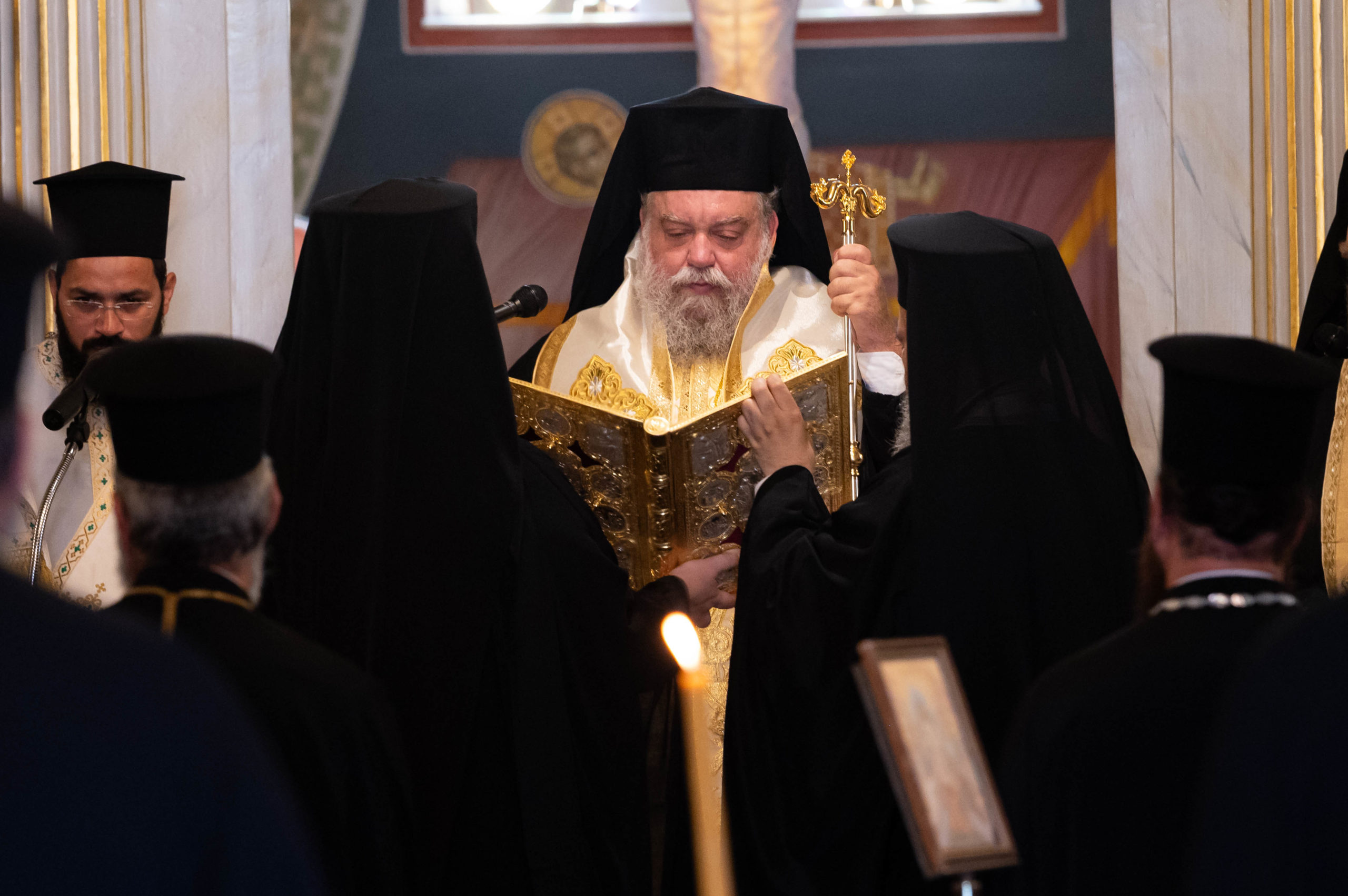 Η Εξόδιος Ακολουθία του π. Περικλή Μαγκαφά στην Καλαμάτα - μια φωτογραφία 2