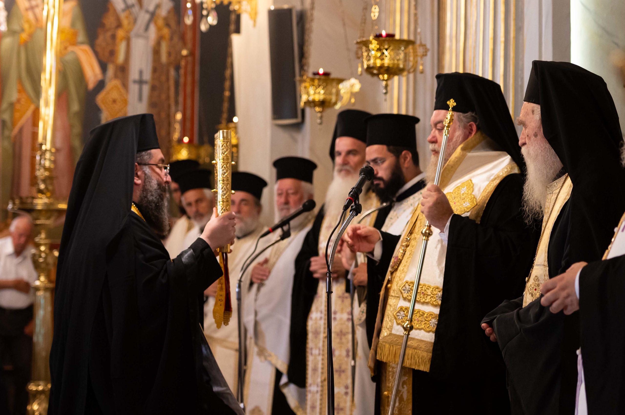 Η Εξόδιος Ακολουθία του π. Περικλή Μαγκαφά στην Καλαμάτα - μια φωτογραφία 5