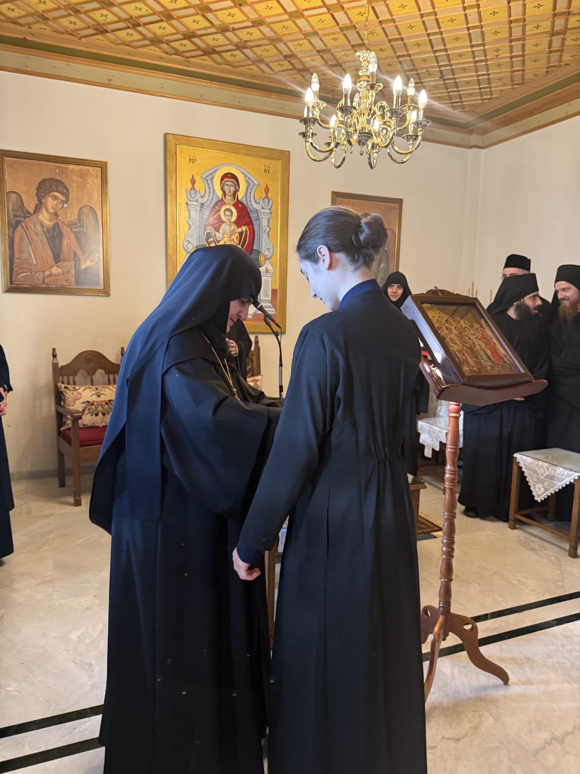 Ρασοφορία έξι δοκίμων μοναζουσών στη Μονή Ταξιαρχών Πηλίου - μια φωτογραφία 6