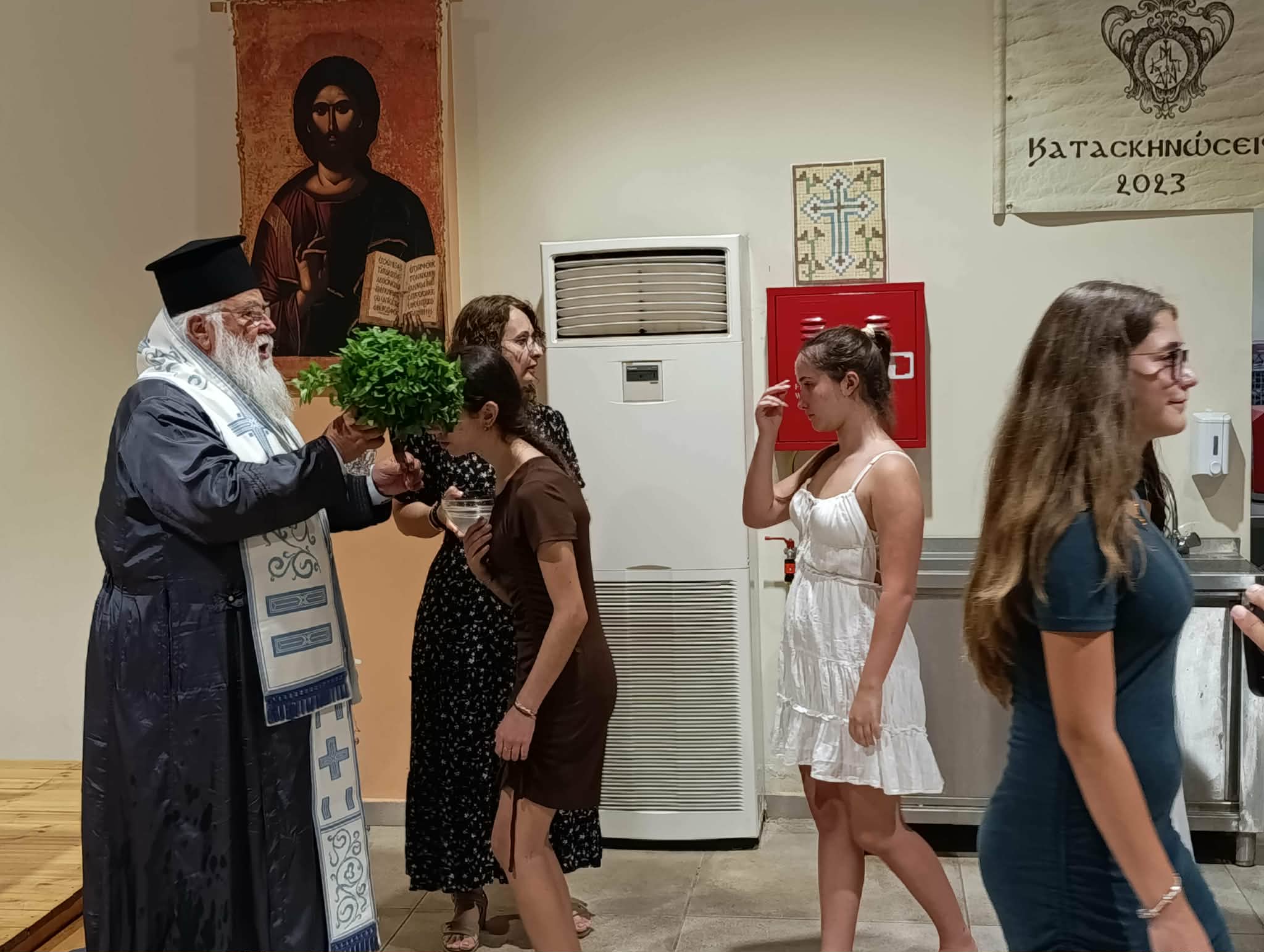 Μεγάλη συμμετοχή ορθόδοξων νέων στις κατασκηνώσεις της Μητρόπολης Κερκύρας - μια φωτογραφία 4