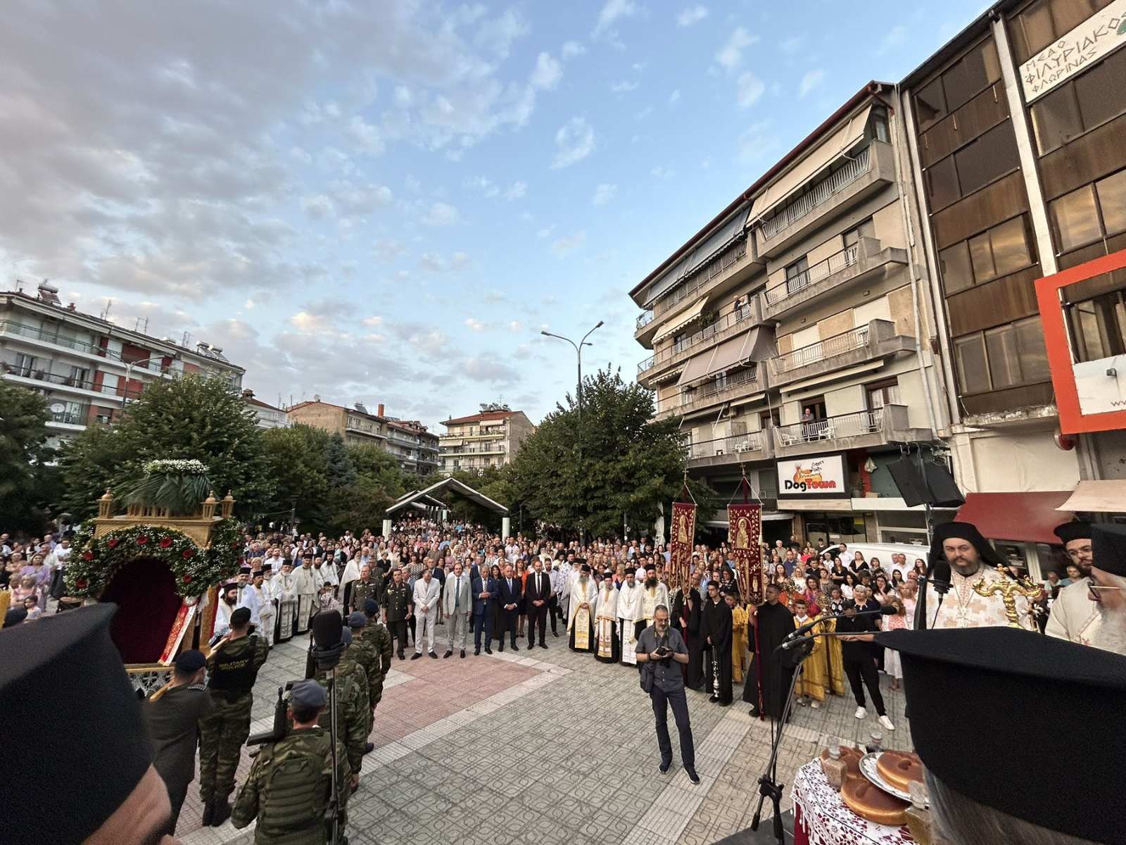 Πανηγυρικός Εσπερινός τίμησε τον Πολιούχο Άγιο Παντελεήμονα στη Φλώρινα - μια φωτογραφία 16