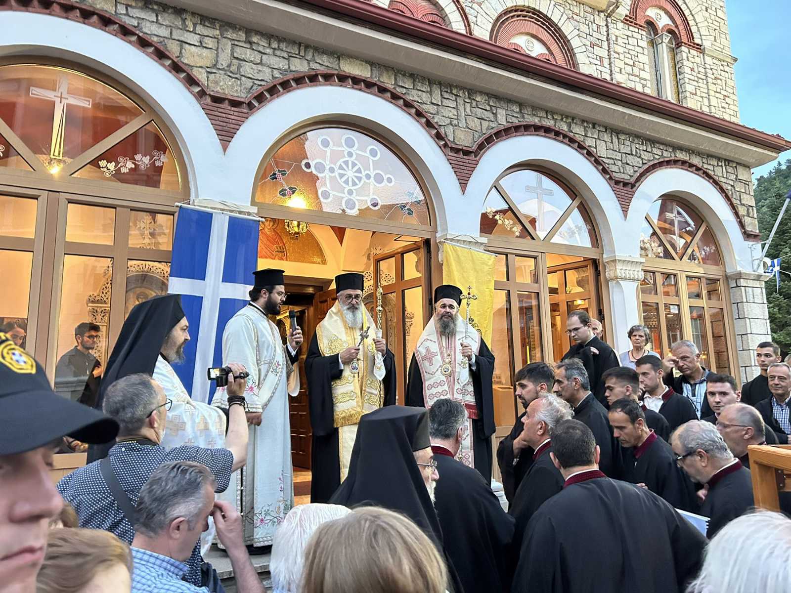 Πανηγυρικός Εσπερινός τίμησε τον Πολιούχο Άγιο Παντελεήμονα στη Φλώρινα - μια φωτογραφία 18