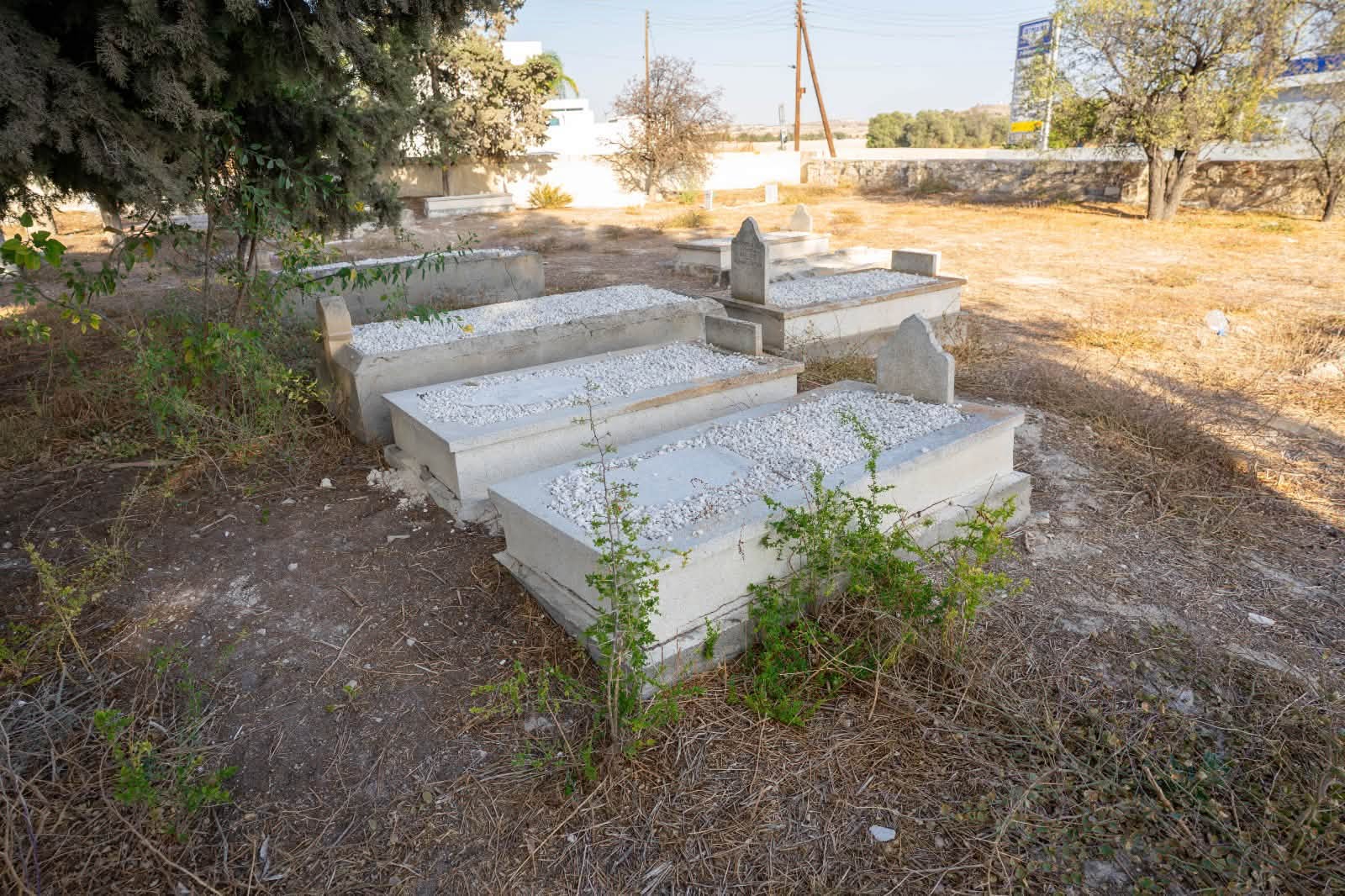 Αποκατάσταση 70 κοιμητηρίων σε όλη την Κύπρο - μια φωτογραφία 9