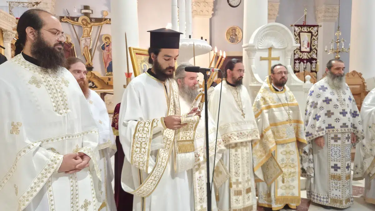 Χειροτονήθηκε Πρεσβύτερος στην Κυπερούντα της Μητρόπολης Λεμεσού - μια φωτογραφία 6