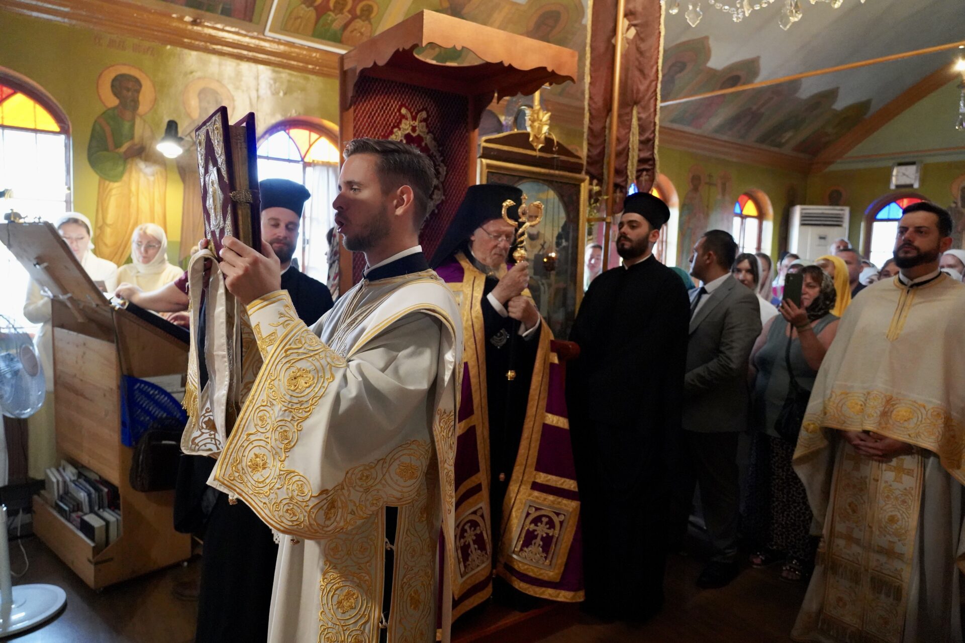 Πατρ. Βαρθολομαίος: Το Άγιον Όρος αποτελεί στολίδι στη μίτρα του Πατριάρχη - μια φωτογραφία 6