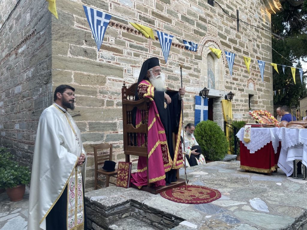 Μητρ. Δημητριάδος: Είναι αναγκαίο να αντισταθούμε στα «νέα είδωλα» - μια φωτογραφία 5