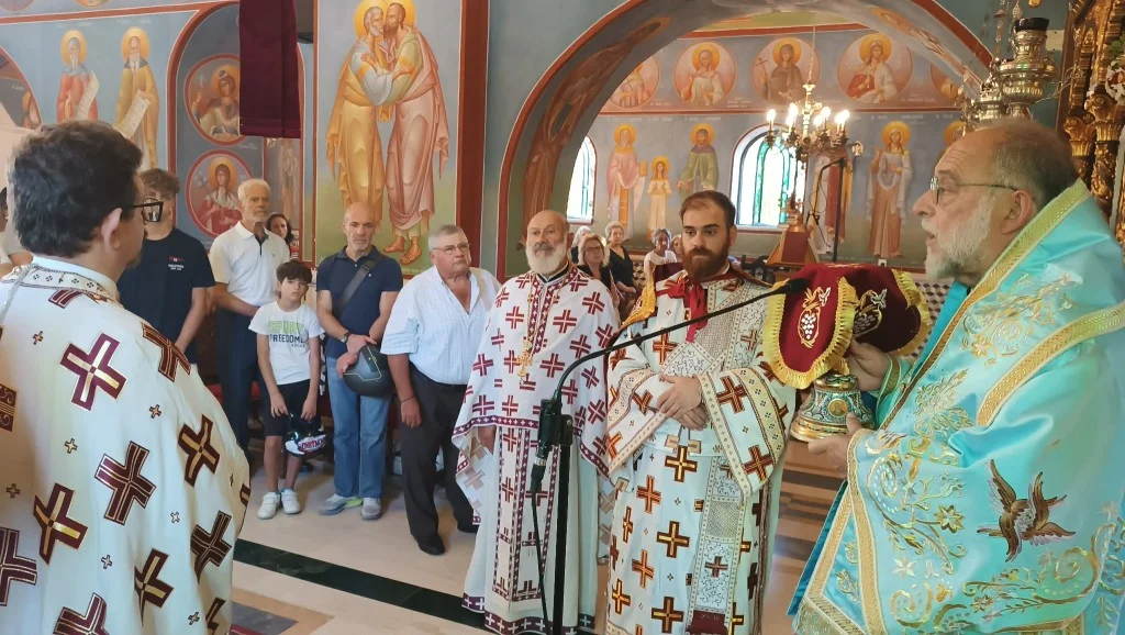 Η Ρόδος τίμησε πανηγυρικά τον Άγιο Νεοϊερομάρτυρα Ευθύμιο - μια φωτογραφία 2