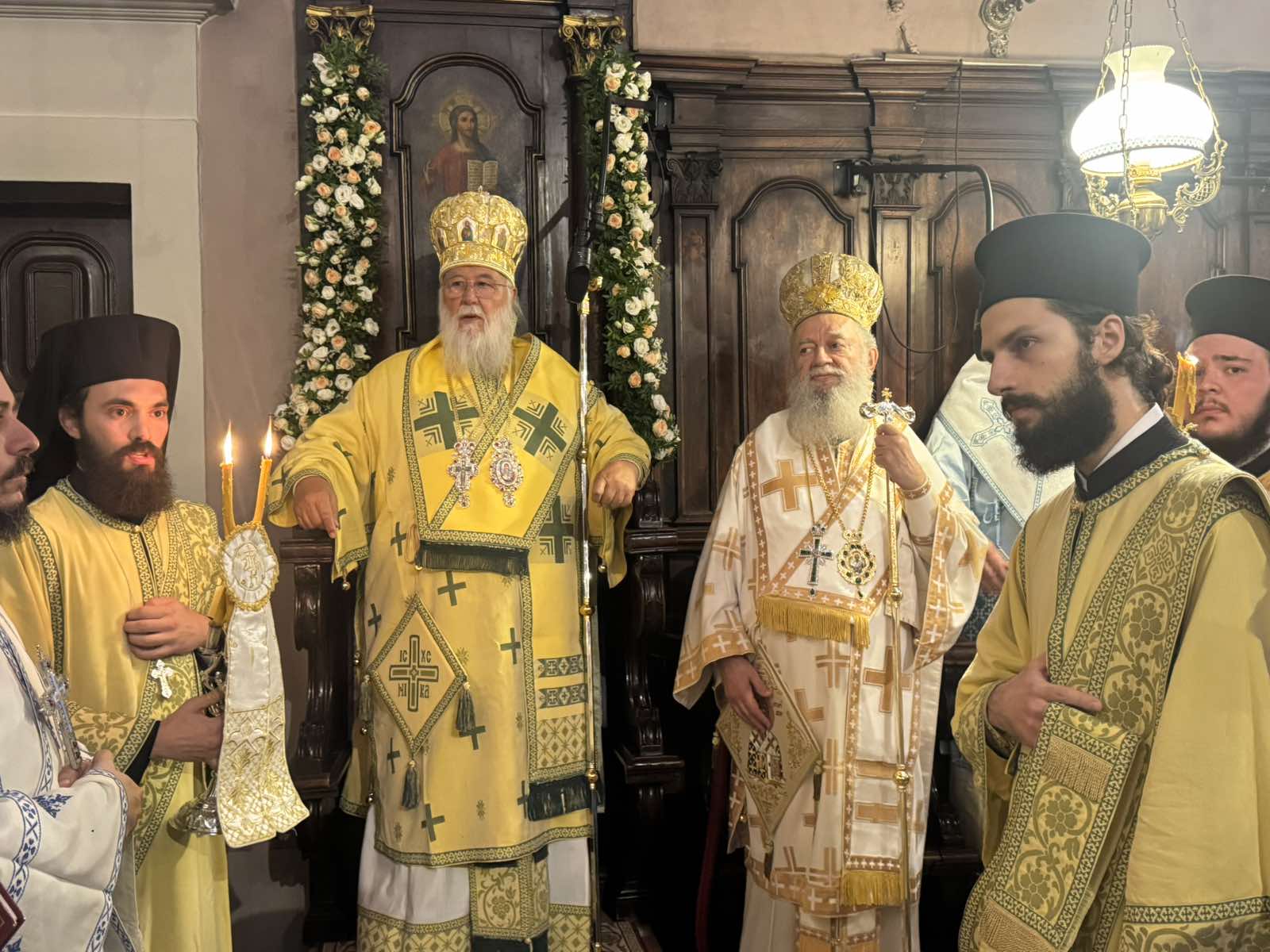 Κορυφώθηκε η πανήγυρις του θαύματος στην Κέρκυρα με λαμπρά λιτανεία - μια φωτογραφία 11