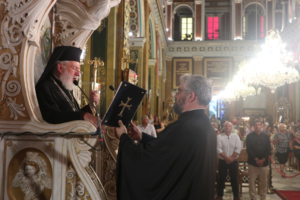 Τα Εγκώμια της Κοιμήσεως της Θεοτόκου στην Ερμούπολη Σύρου - μια φωτογραφία 3