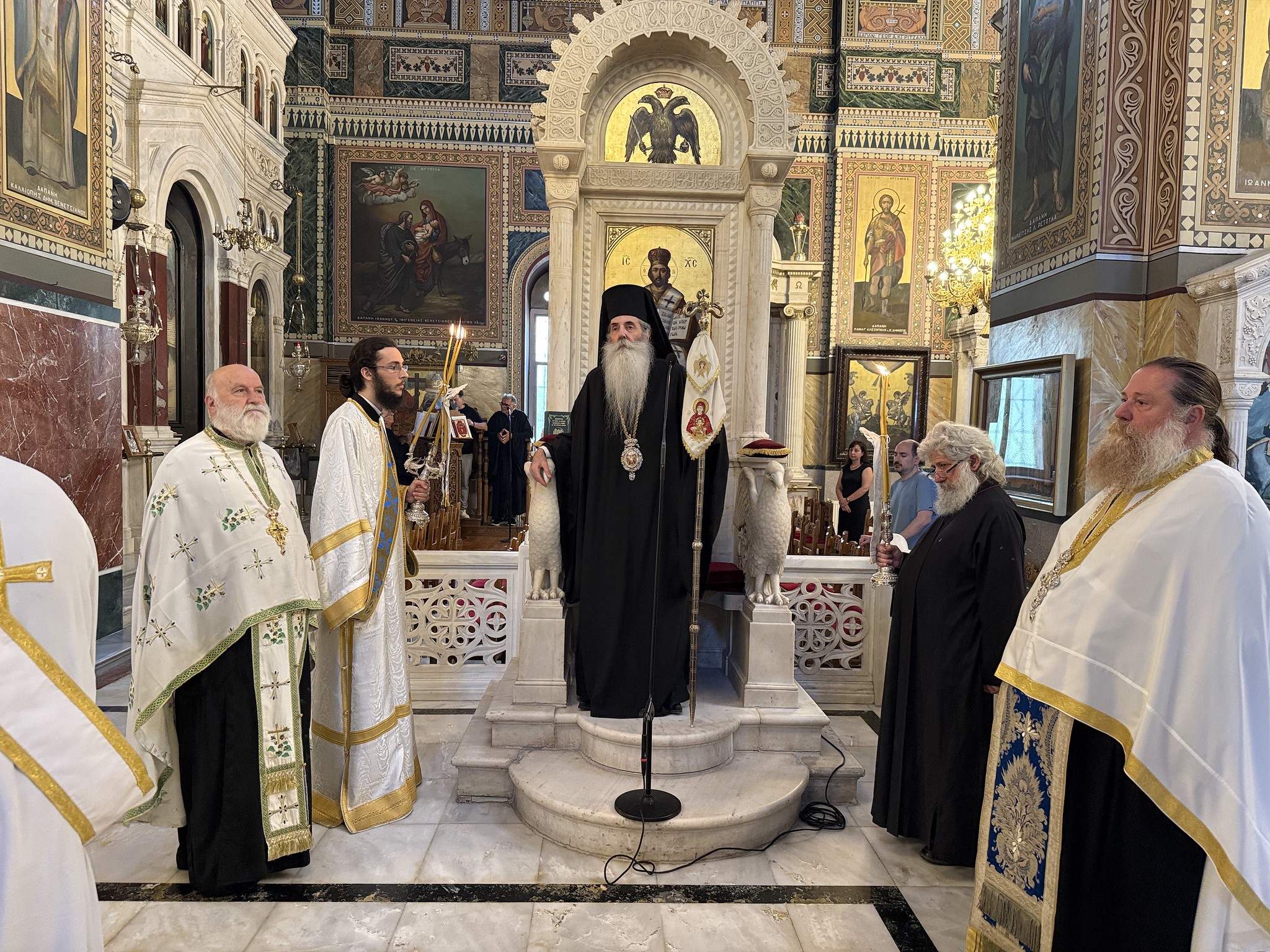 Μητροπολίτης Πειραιώς: «Η Παναγία αποτελεί εγγύηση της αναστάσεως» - μια φωτογραφία 2