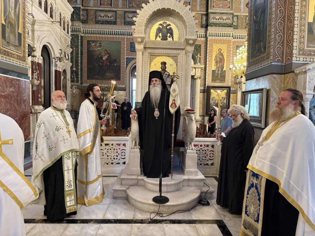 Μητροπολίτης Πειραιώς: «Η Παναγία αποτελεί εγγύηση της αναστάσεως» - μια φωτογραφία 7