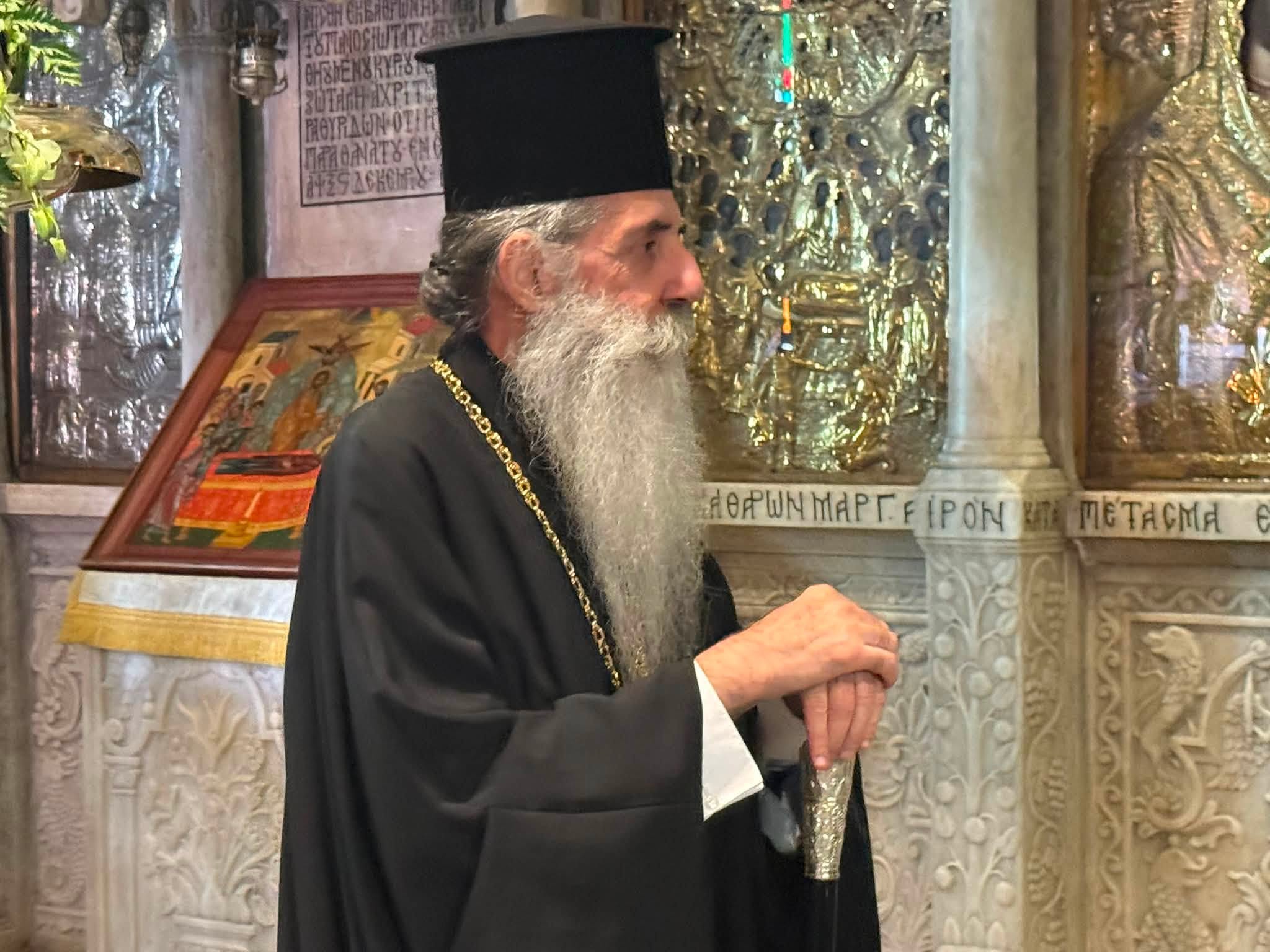 Ο Πειραιώς Σεραφείμ επισκέφθηκε την Ύδρα για την Κοίμηση της Θεοτόκου - μια φωτογραφία 2