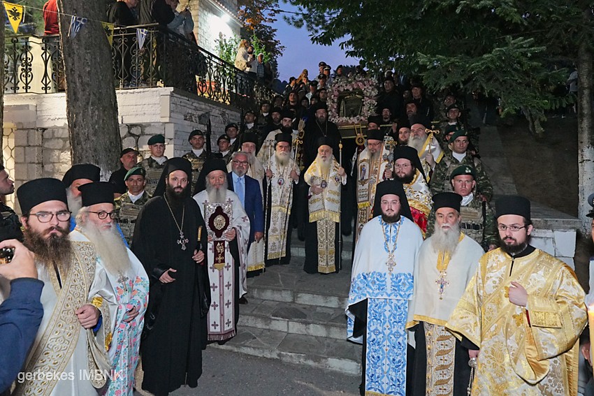 Η Ελλάδα τίμησε την Παναγία - Ο εορτασμός του Δεκαπενταυγούστου ανά Μητρόπολη - μια φωτογραφία 5