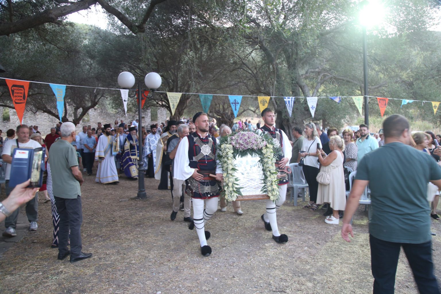 Η Ελλάδα τίμησε την Παναγία - Ο εορτασμός του Δεκαπενταυγούστου ανά Μητρόπολη - μια φωτογραφία 10