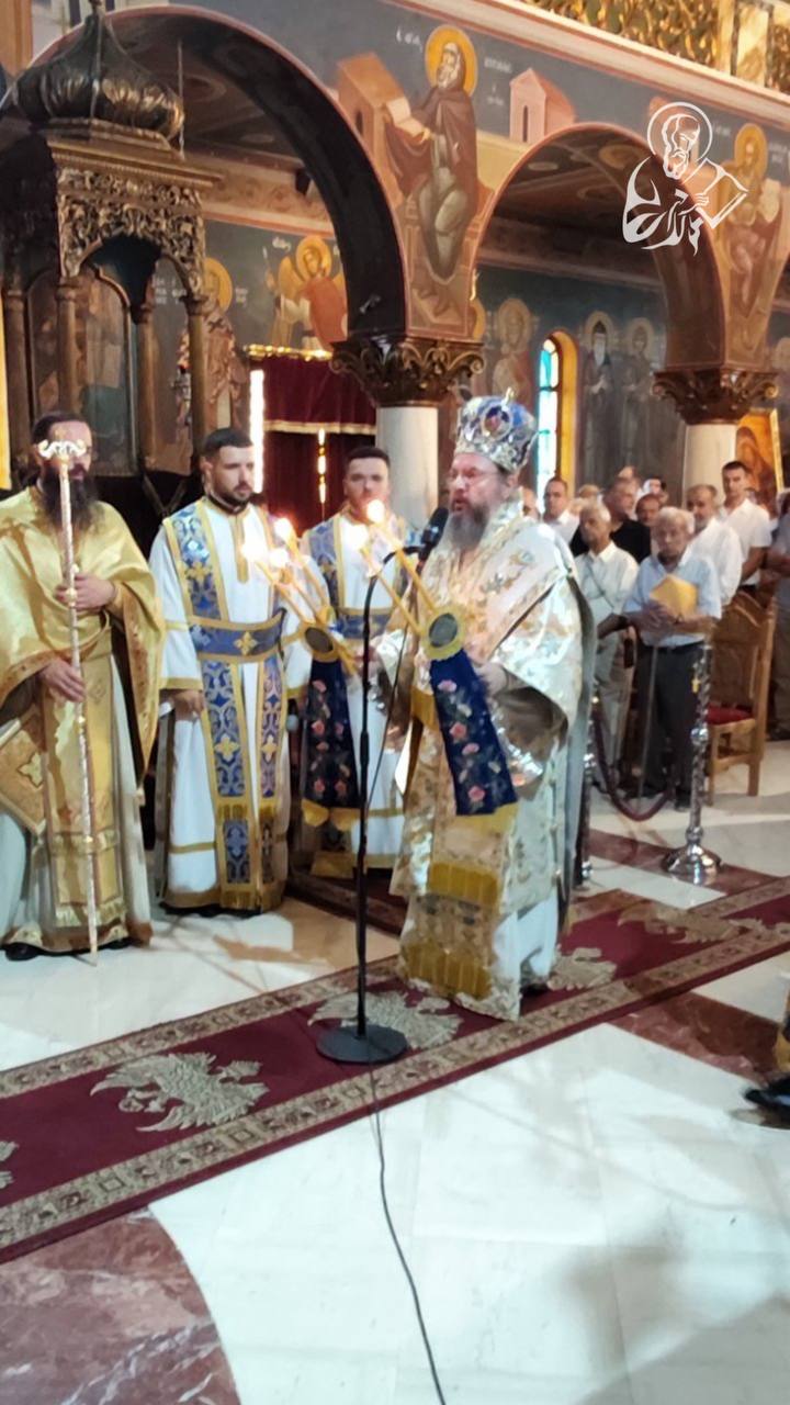 Η Ελλάδα τίμησε την Παναγία - Ο εορτασμός του Δεκαπενταυγούστου ανά Μητρόπολη - μια φωτογραφία 16
