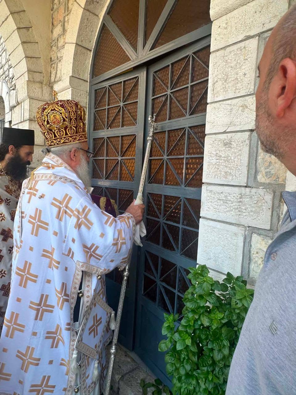 Ο Μητροπολίτης Αργυροκάστρου Ναθαναήλ εγκαινίασε ναό στη Δίβρη - μια φωτογραφία 3